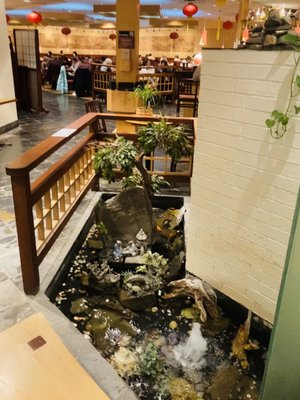 Sun Shui Asian Kitchen & Sushi by null