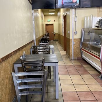 El Toro taco shop - Mexican Near Me - King City, California