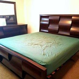 Very nice high quality wood bedroom set. Only thing that wasn't as advertised were my "wrinkle free" sheets ;) Very nice high quality wood bedroom set. Only thing that wasn't as advertised were my "wrinkle free" sheets ;)