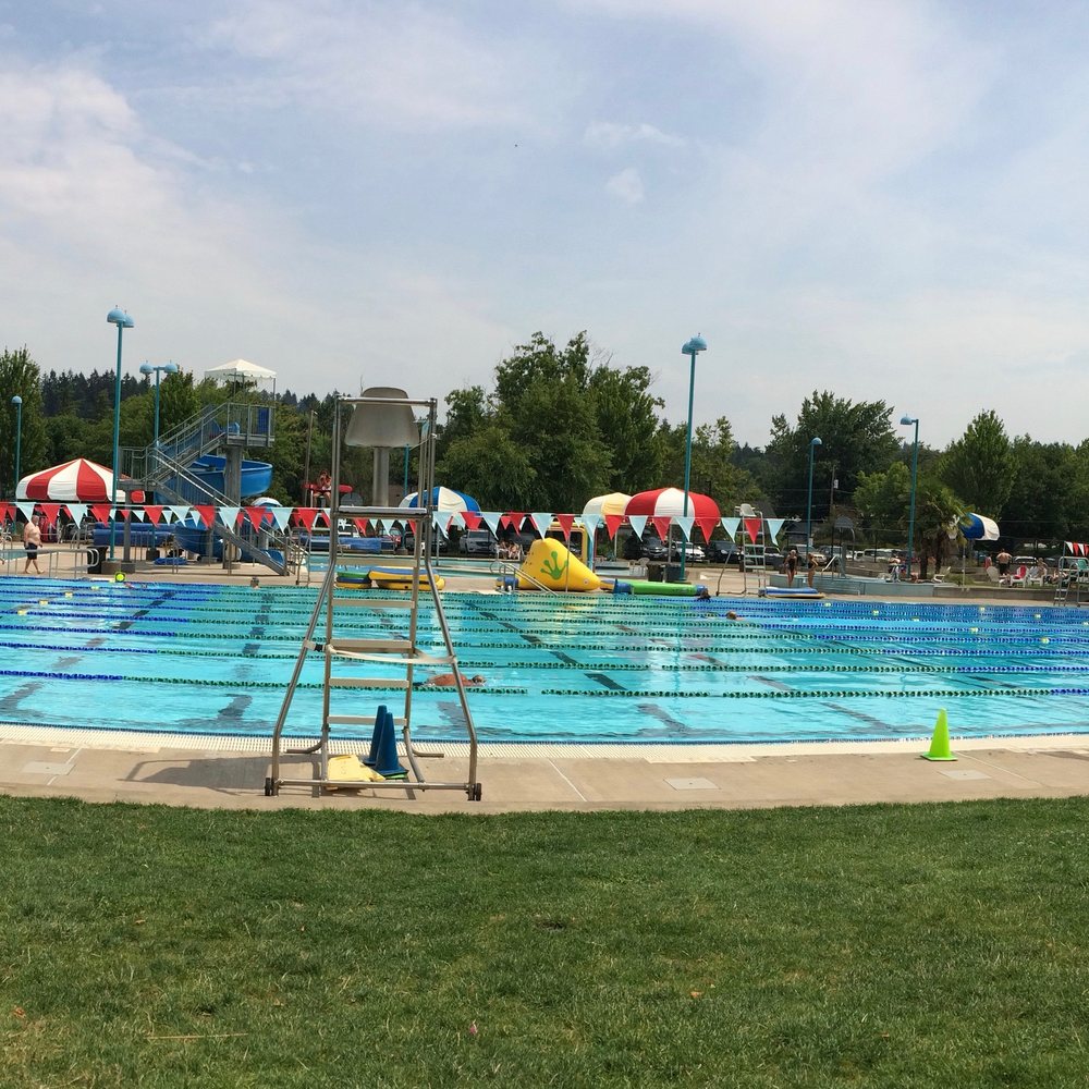 Amazon Pool - Long course on a Sunday - Swimming Pools Near Me - Eugene, Oregon