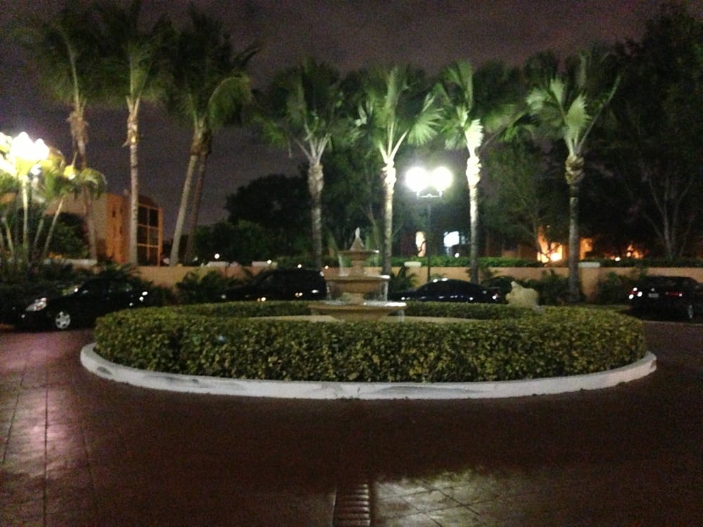 LAS VISTAS 8180 Geneva Ct, Doral, Florida Apartments Phone Number