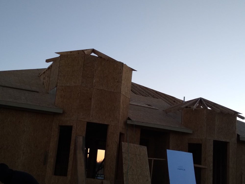 Slide of Lopez Construction and Framing