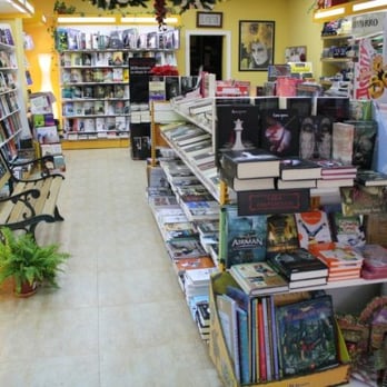 El Cresol - Bookstores Near Me - Valencia, V