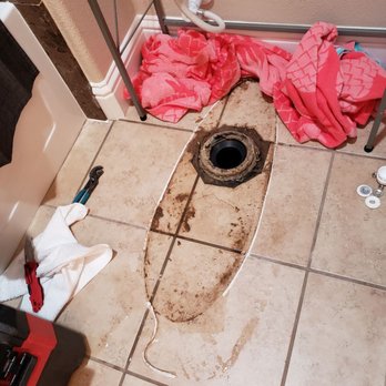 Save 2Day Plumbing - Leaky seal and dirty water I didn't realize was under the toilet. - Plumbing Near Me - Rocklin, California
