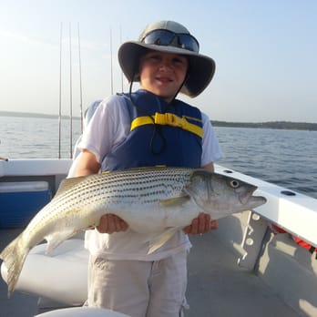 Lake Texoma Striper Hunter Guide Service - Family-Fun-Lake-Texoma-Striper-Fishing - Fishing Near Me - Pottsboro, Texas Lake Texoma Striper Hunter Guide Service - Family-Fun-Lake-Texoma-Striper-Fishing - Fishing Near Me - Pottsboro, Texas
