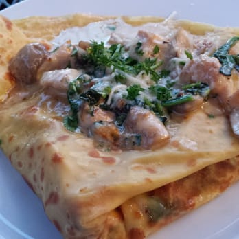 Crepes de Paris - Chicken Spinach Crepe - Breakfast & Brunch Near Me - Pasadena, California Crepes de Paris - Chicken Spinach Crepe - Breakfast & Brunch Near Me - Pasadena, California
