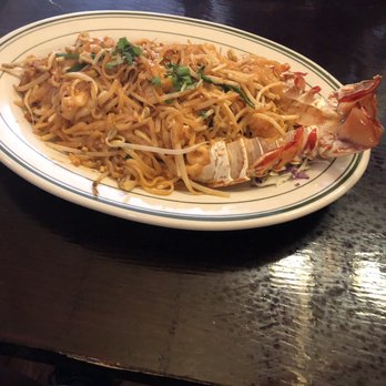 Kwan Thai - Thai Near Me - Pearl River, New York