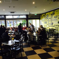 Zeea's Eatery