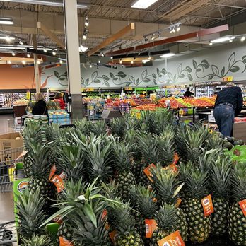 Kroger - Unripe pineapples. Out of season. And appreciated. - Grocery Near Me - Dallas, Georgia