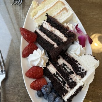Icebox Cafe - Hallandale Beach - Trio dessert - New American Near Me - Hallandale Beach, Florida
