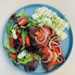 Costa - Bistec con Yuca