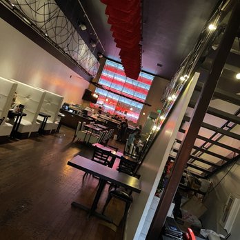 Sake Sushi Bar and Lounge - Galley style sitting area - Sushi Bars Near Me - Montrose, California