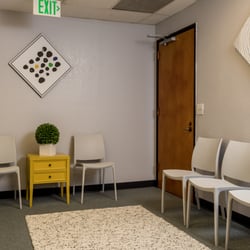 Ketamine Specialists - Ketamine Specialists provide a comfortable waiting room for all of our patients. We strive to make your visit as pleasant as possible.