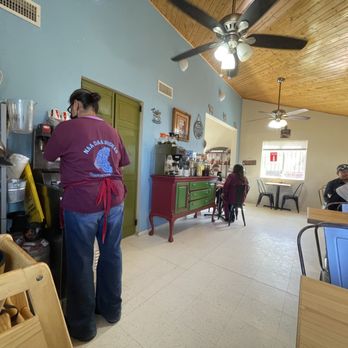 Corn House Cafe - Inside seating area - Cafes Near Me - Ganado, Arizona
