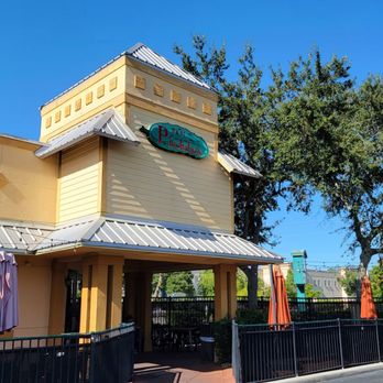 DB Pickles - the outside of a restaurant - Bakeries Near Me - Ormond Beach, Florida