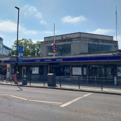 Ealing Common Station - Outside