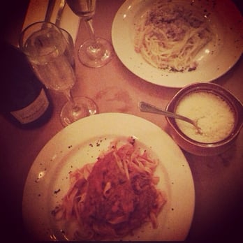 Testo Restaurant - Tagliatelle and carbonara with prosecco - Italian Near Me - Brooklyn, New York
