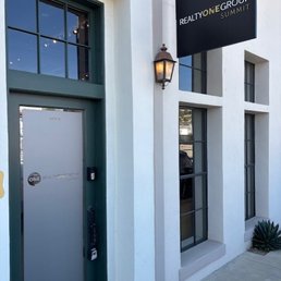 Exterior photo of Jeff Roundy - Realty ONE Group Summit - Ventura, California Exterior photo of Jeff Roundy - Realty ONE Group Summit - Ventura, California