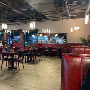 Sallora & Sam - Inside restaurant - Syrian Near Me - Bridgeview, Illinois