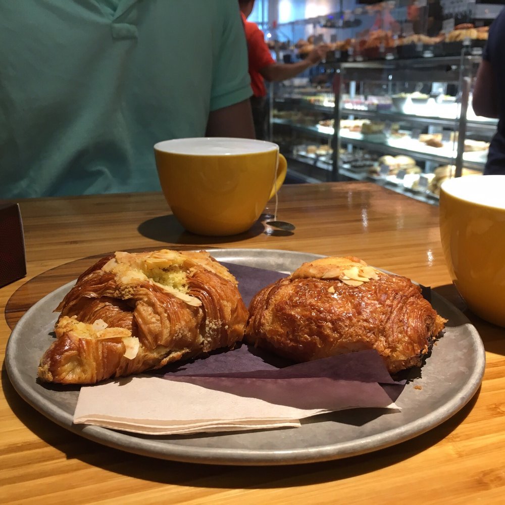 La Maison Smith - An almond croissant and a chocolate/almond croissant with two London fogs (made with almond milk!) - Desserts Near Me - Quebec City, Quebec La Maison Smith - An almond croissant and a chocolate/almond croissant with two London fogs (made with almond milk!) - Desserts Near Me - Quebec City, Quebec