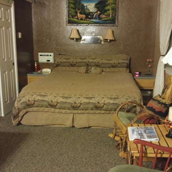 Pine Knot Guest Ranch - Cabin 20 as of February 2016 - Hotels Near Me - Big Bear Lake, California Pine Knot Guest Ranch - Cabin 20 as of February 2016 - Hotels Near Me - Big Bear Lake, California