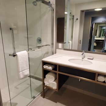 Hilton Garden Inn Redmond Seattle - Hotels Near Me - Redmond, Washington Hilton Garden Inn Redmond Seattle - Hotels Near Me - Redmond, Washington