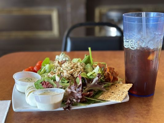 Palace | Restaurant & Saloon by null