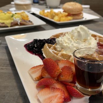 Daylight Grill - Double Berry Waffle - Breakfast & Brunch Near Me - Burlington, Ontario