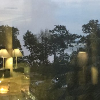 Oakes Hotel - The room with no view - Hotels Near Me - Niagara Falls, Ontario Oakes Hotel - The room with no view - Hotels Near Me - Niagara Falls, Ontario