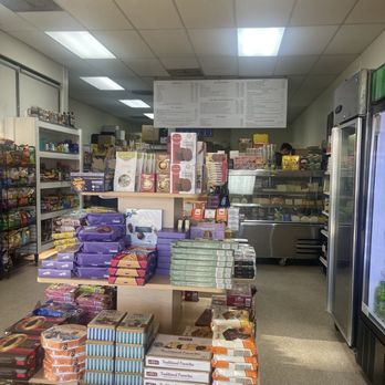 Alpine Delicatessen - Inside - Delis Near Me - Thousand Oaks, California