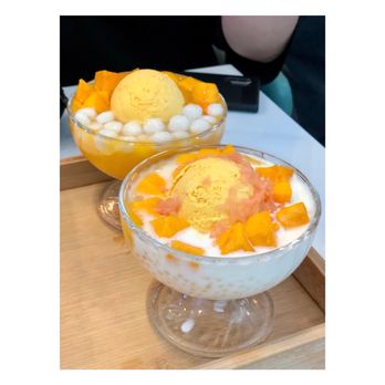 Mango Mango Dessert - B. Mango Mango Combo - Desserts Near Me - Chicago, Illinois