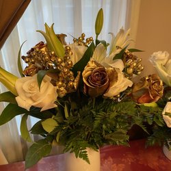 Albertsons - Floral Arrangement