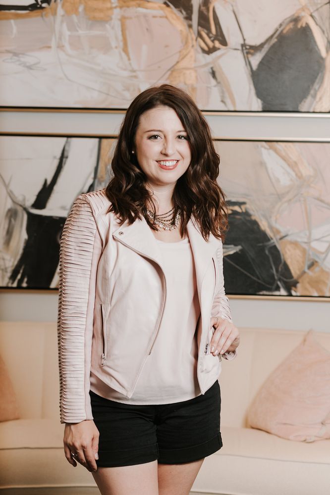 ASHLEY KAHN WARDROBE STYLIST Personal Shopping Houston, TX