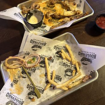 Boulevard Gastropub - Very good I got the BLVd burger and Buffalo wings - Gastropubs Near Me - Compton, California Boulevard Gastropub - Very good I got the BLVd burger and Buffalo wings - Gastropubs Near Me - Compton, California