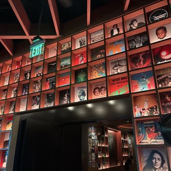Vinyl Room - Lounges Near Me - Las Vegas, Nevada Vinyl Room - Lounges Near Me - Las Vegas, Nevada