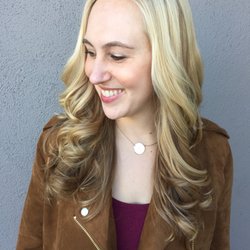 Wiyanna Rose Hair & Makeup - All the blonde!