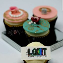 Kakey Mae Cupcakery - LGBT Marriage Club!!! Red Velvet and Vanilla Cupcakes!