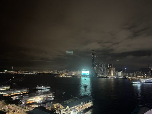 Hong Kong Observation Wheel by null