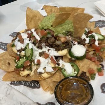 Diane Mina's Backyard Bar & Eats - Beer Bar Near Me - Burbank, California