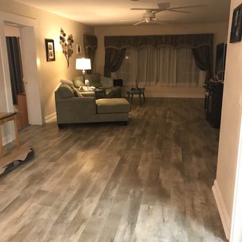 VGM Professional Flooring - a living room with hardwood floors - Flooring Near Me VGM Professional Flooring - a living room with hardwood floors - Flooring Near Me