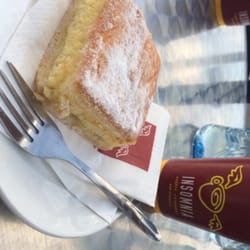 Insomnia Coffee Bar - Apple slice pastry and chai latte.