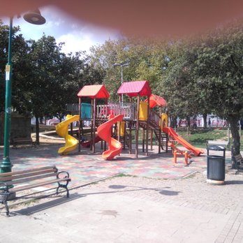 Taksim Gezi Parkı - Parks Near Me - Istanbul, 34