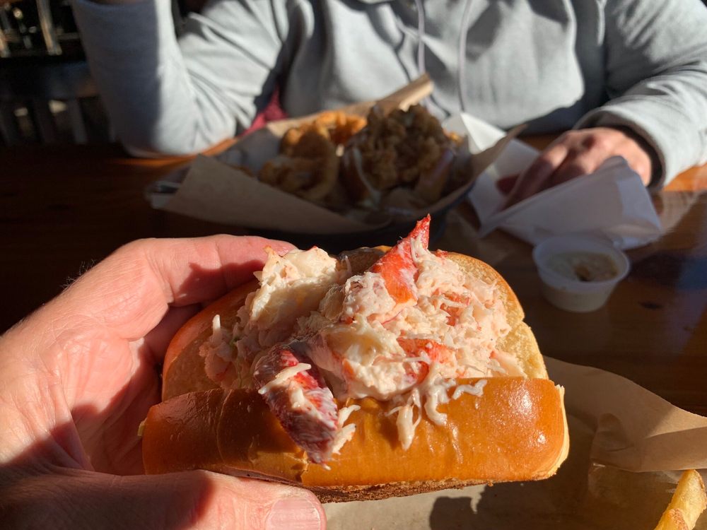 THE LOBSTER TRAP Updated October 2024 677 Photos & 787 Reviews 290 Shore Rd, Bourne