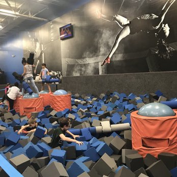 Sky Zone Trampoline Park - Trampoline Parks Near Me - Roswell, Georgia Sky Zone Trampoline Park - Trampoline Parks Near Me - Roswell, Georgia