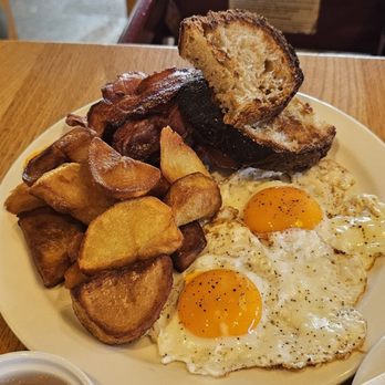 Fat Rabbit - Butcher Near Me - St. Catharines, Ontario Fat Rabbit - Butcher Near Me - St. Catharines, Ontario
