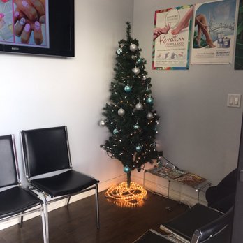 UNO Nails - They had the cutest set up inside, everything was pretty and clean - Nail Salons Near Me - Santa Ana, California