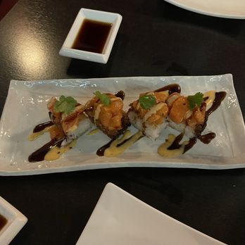 Tsuri - Spicy Salmon Crispy Rice - Sushi Bars Near Me - Los Angeles, California