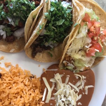 Los Portales - a plate of mexican food - Mexican Near Me - Chicago Heights, Illinois