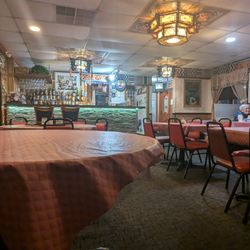 China Dragon - Restaurant interior