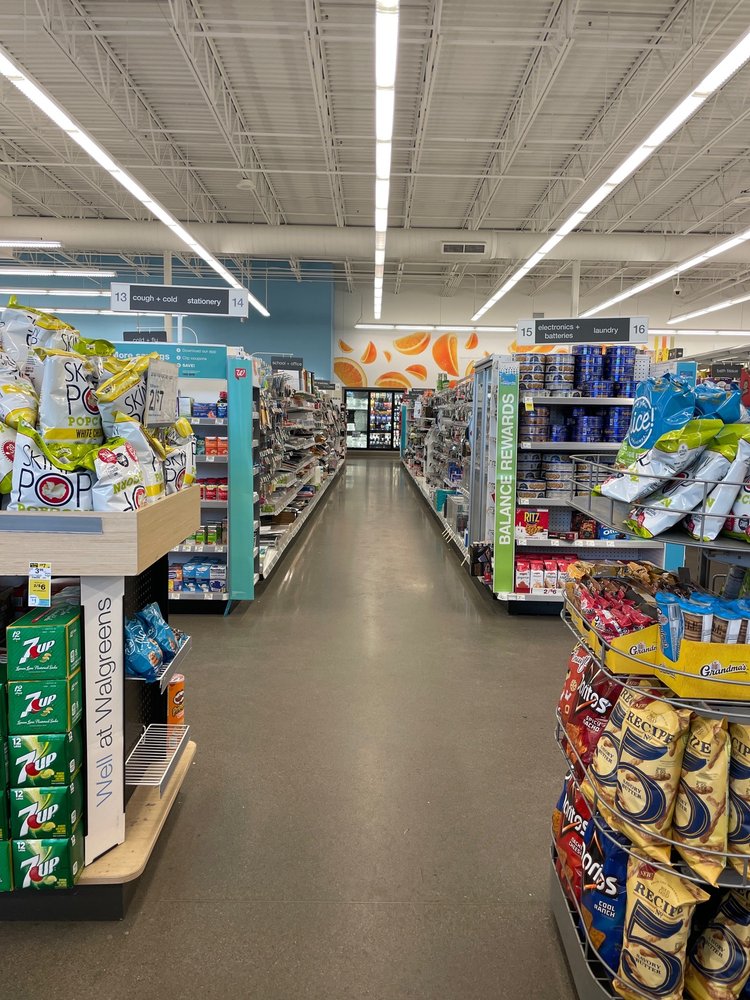 WALGREENS Updated October 2024 1739 Lexington Ave N, Roseville